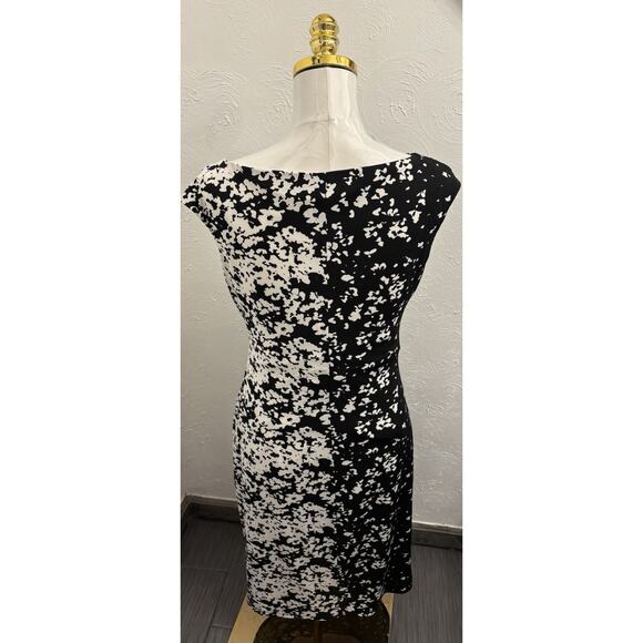 Lauren Ralph Lauren Black/White Floral Knit Dress Ruched Size 8 Lined Stretch - Picture 4 of 6